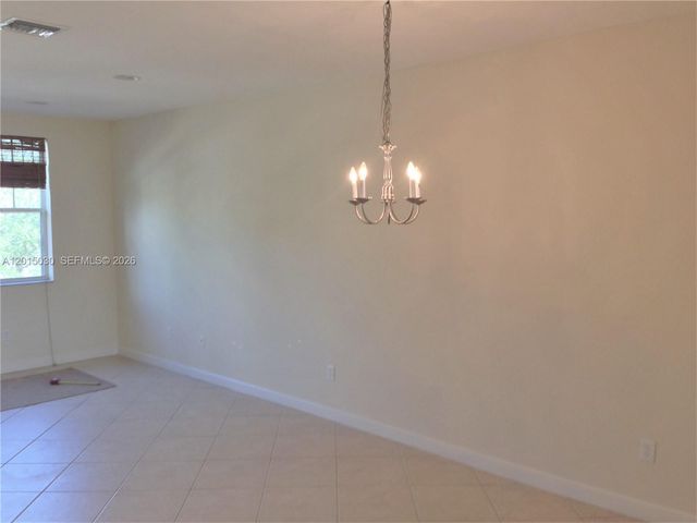690 Amador Ln 2, West Palm Beach, FL 33401