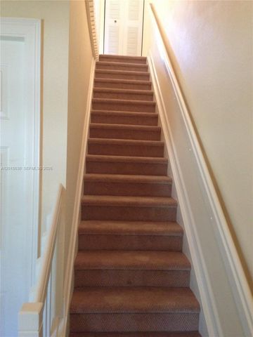 690 Amador Ln 2, West Palm Beach, FL 33401