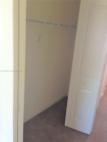 690 Amador Ln 2, West Palm Beach, FL 33401