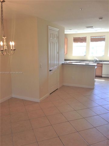 690 Amador Ln 2, West Palm Beach, FL 33401