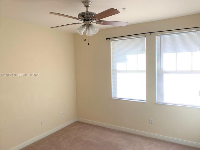 690 Amador Ln 2, West Palm Beach, FL 33401