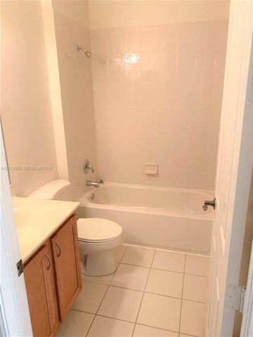 690 Amador Ln 2, West Palm Beach, FL 33401