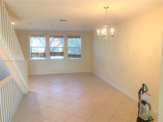 690 Amador Ln 2, West Palm Beach, FL 33401