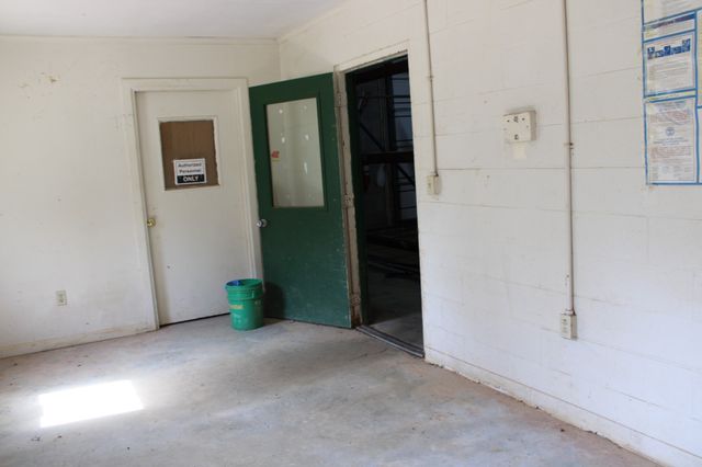 636 Myers Cove Rd, Mc Minnville, TN 37110