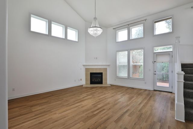 319 Kastlekove Drive, Lewis Center, OH 43035