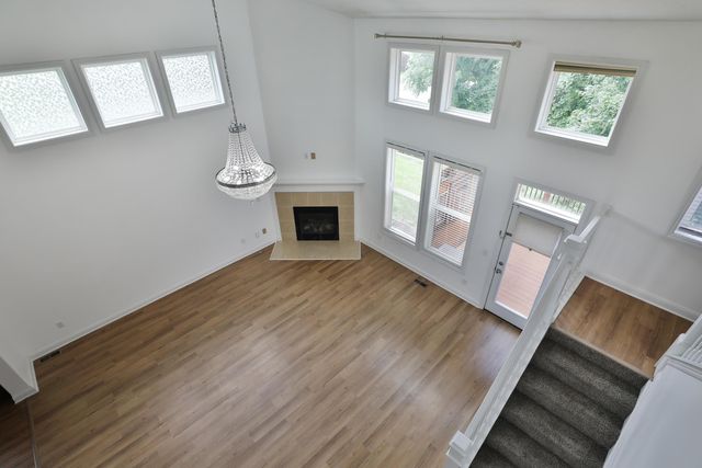 319 Kastlekove Drive, Lewis Center, OH 43035