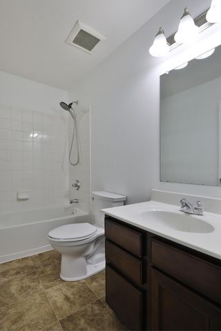 319 Kastlekove Drive, Lewis Center, OH 43035