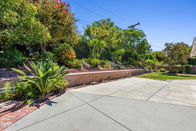 2830 Dalhart Avenue, Simi Valley, CA 93063