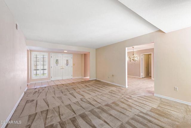 2830 Dalhart Avenue, Simi Valley, CA 93063