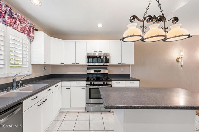 2830 Dalhart Avenue, Simi Valley, CA 93063