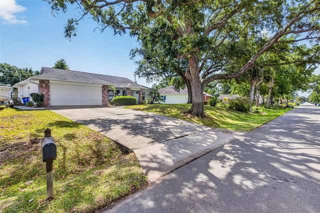 2225 VISTA PALM DRIVE, Edgewater, FL 32141