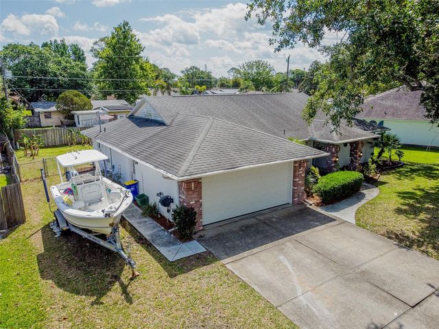 2225 VISTA PALM DRIVE, Edgewater, FL 32141