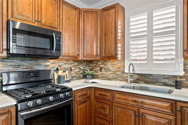 2741 VIA CIPRIANI 914A, Clearwater, FL 33764