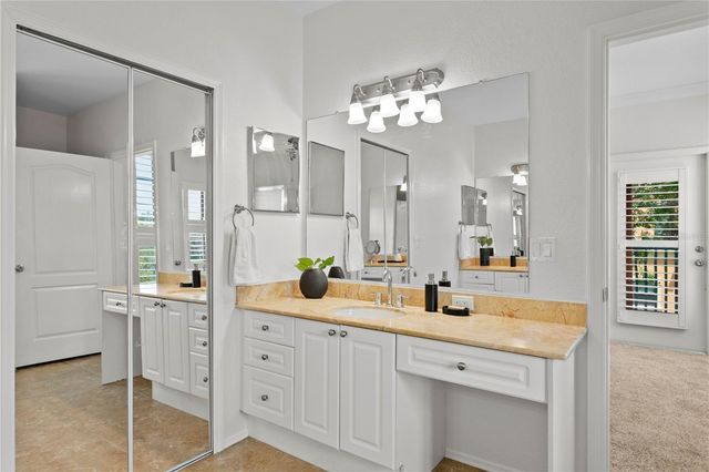 2741 VIA CIPRIANI 914A, Clearwater, FL 33764