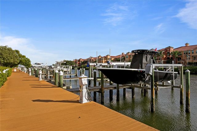 2741 VIA CIPRIANI 914A, Clearwater, FL 33764