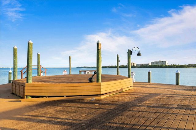 2741 VIA CIPRIANI 914A, Clearwater, FL 33764