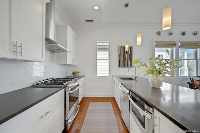 63 Island Point 63, Bronx, NY 10464