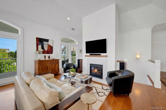 63 Island Point 63, Bronx, NY 10464
