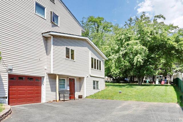 22 Jill Lane, Monsey, NY 10952