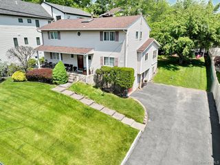 22 Jill Lane, Monsey, NY 10952