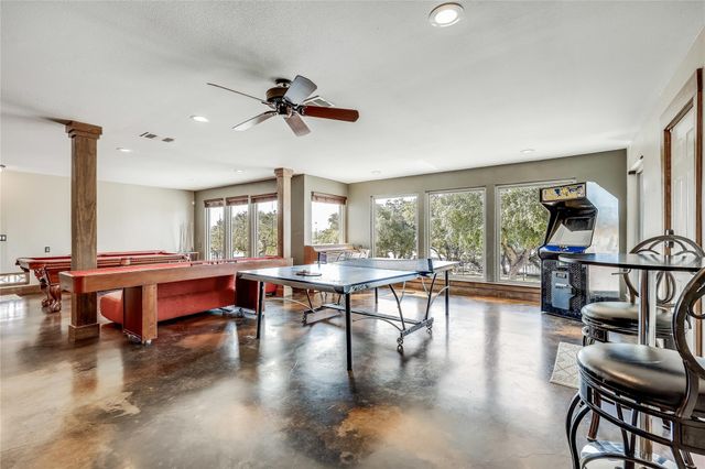 610 Deckhouse DR, Point Venture, TX 78645