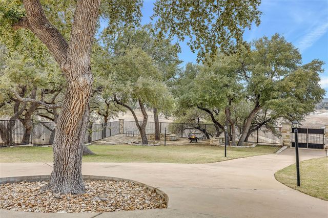 610 Deckhouse DR, Point Venture, TX 78645