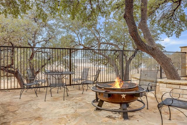 610 Deckhouse DR, Point Venture, TX 78645