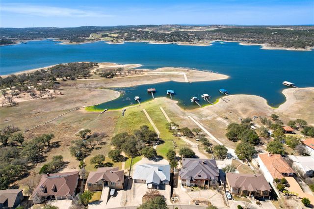 610 Deckhouse DR, Point Venture, TX 78645