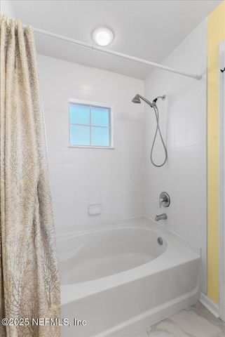 8550 ARGYLE BUSINESS Loop 1605, Jacksonville, FL 32244