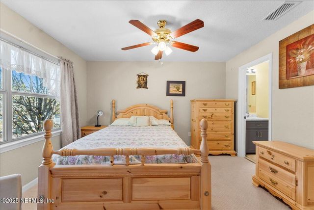 8550 ARGYLE BUSINESS Loop 1605, Jacksonville, FL 32244