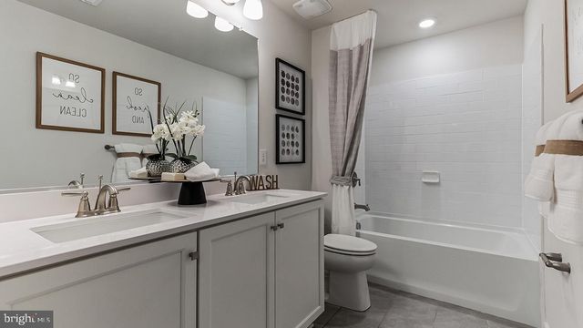 532 TROLLEY LANE, Sellersville, PA 18960