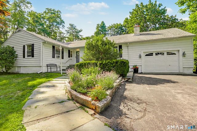 36 Richmond Drive, Darien, CT 06820