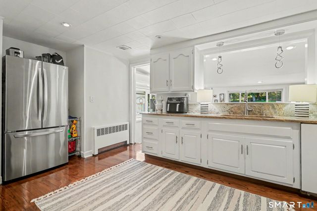 36 Richmond Drive, Darien, CT 06820