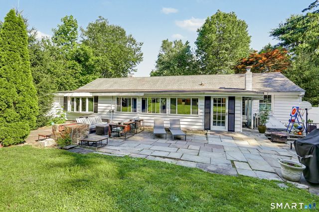 36 Richmond Drive, Darien, CT 06820