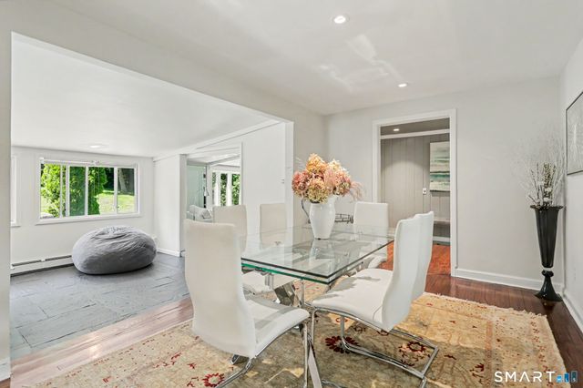 36 Richmond Drive, Darien, CT 06820
