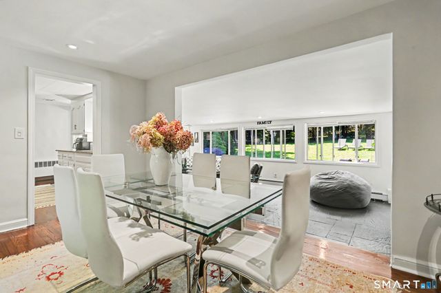 36 Richmond Drive, Darien, CT 06820