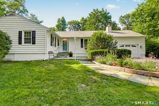 36 Richmond Drive, Darien, CT 06820