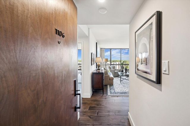 5001 Woodway Drive 1106, Houston, TX 77056