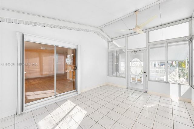 5611 SW 32nd Ter, Dania Beach, FL 33312