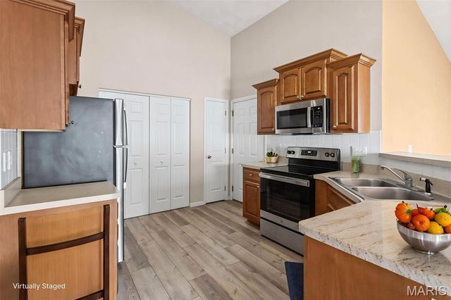 1516 English Pine, O'fallon, IL 62269
