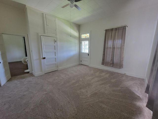 1210 Walker Avenue, Mammoth Spring, AR 72554