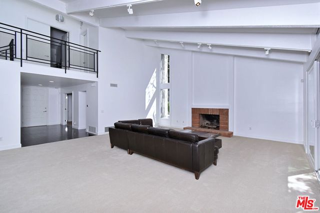 9908 Lancer Court, Beverly Hills, CA 90210