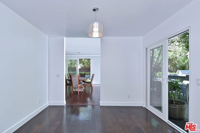 9908 Lancer Court, Beverly Hills, CA 90210