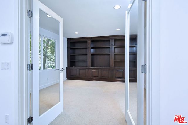 9908 Lancer Court, Beverly Hills, CA 90210