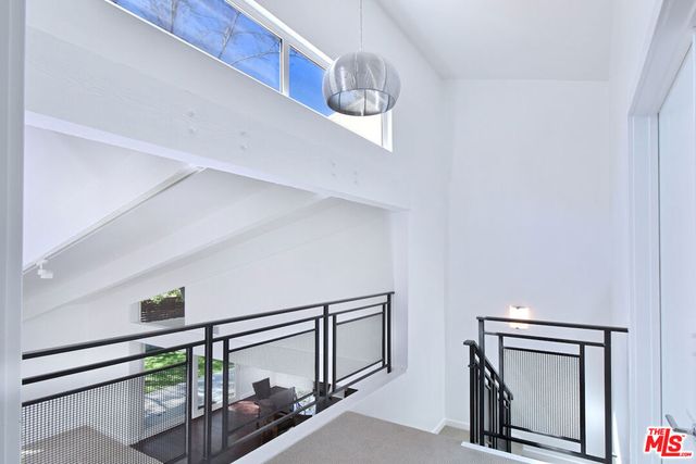 9908 Lancer Court, Beverly Hills, CA 90210