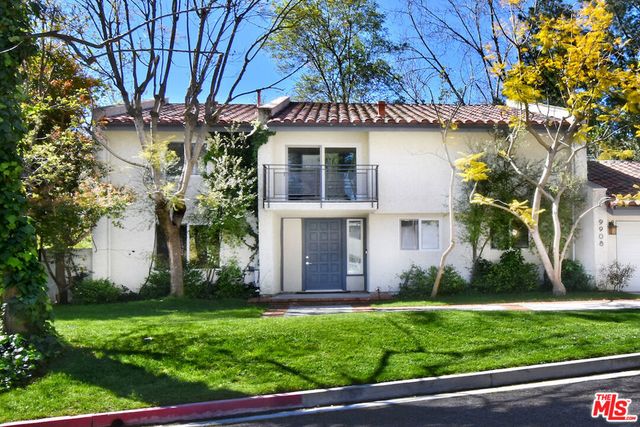 9908 Lancer Court, Beverly Hills, CA 90210