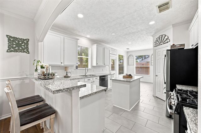 6410 Rose Willow Lane, Spring, TX 77379