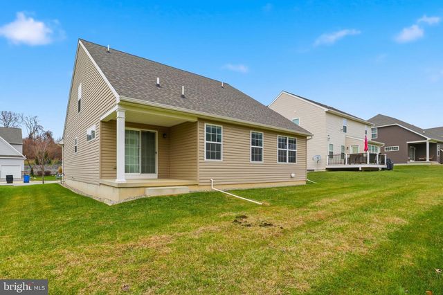 2606 WOODSPRING DR, York, PA 17402