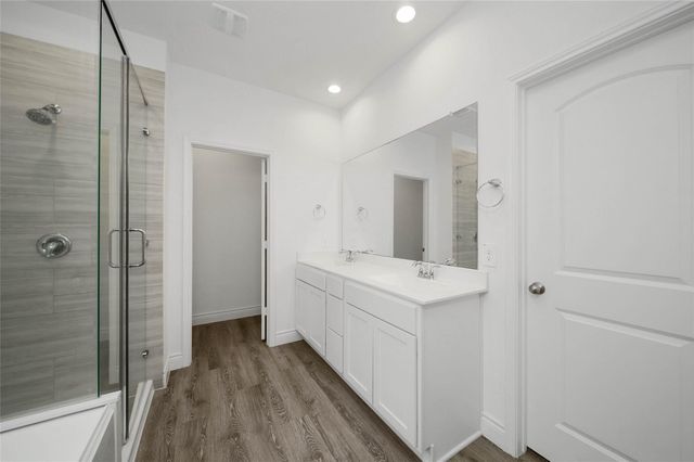 1008 Youth Water Road, Montgomery, TX 77316