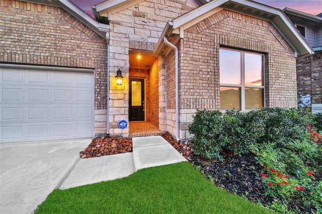 1008 Youth Water Road, Montgomery, TX 77316